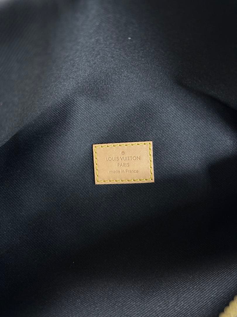 Louis Vuitton モノグラム ボディバッグ