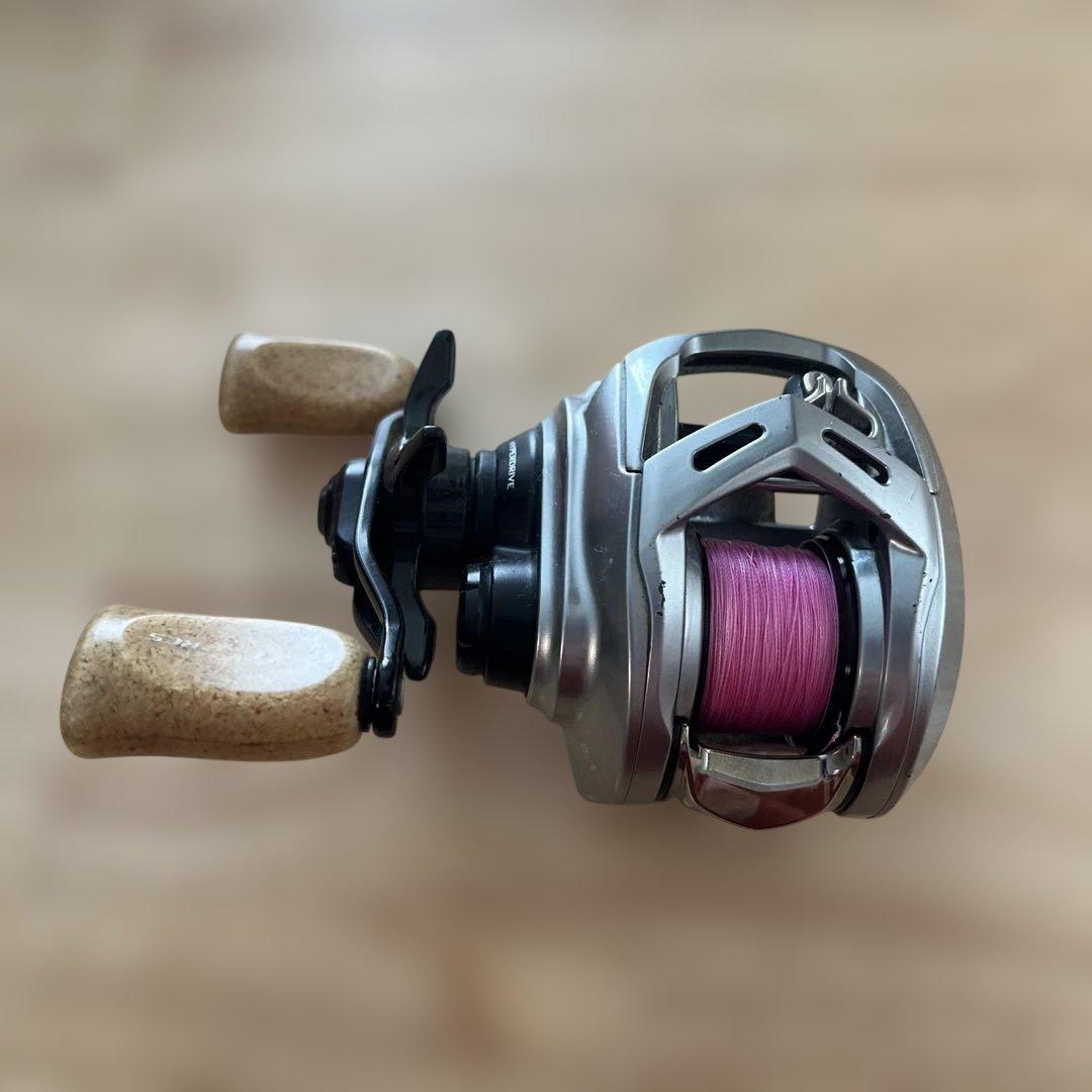 Daiwa アルファスSVTW 800XHL（ハンドルノブカスタム）