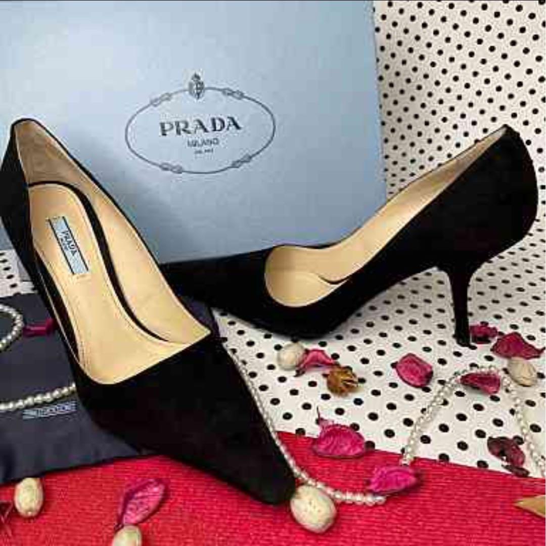s*n様 PRADA 黒 スエード ハイヒール