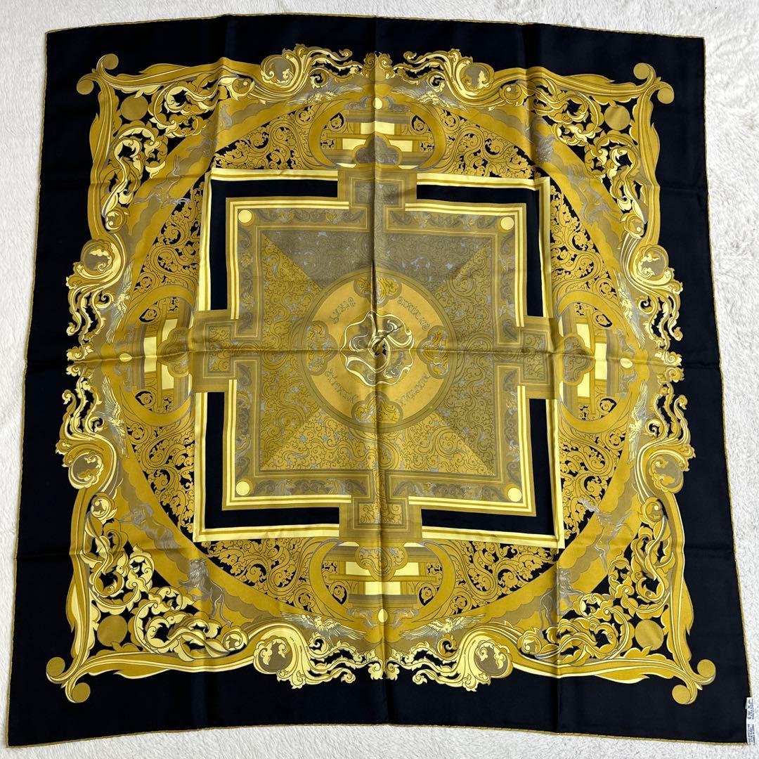 HERMESエルメス カレ90 ANIMAUX SOLAIRES 太陽の動物たち