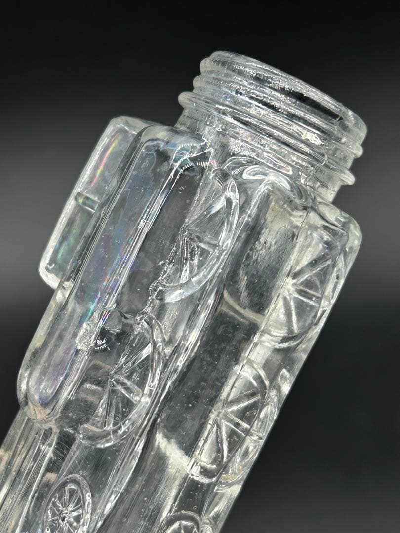 汽車型　金平糖瓶　レトロ瓶　ガラス