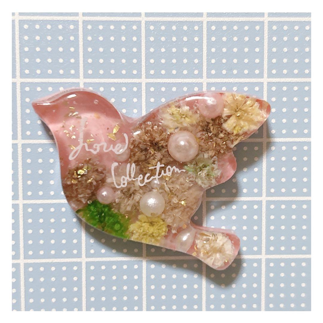 No 949❣️素敵な小鳥型レジンヘアゴム❣️٩(๑❛ᴗ❛๑)۶❣️