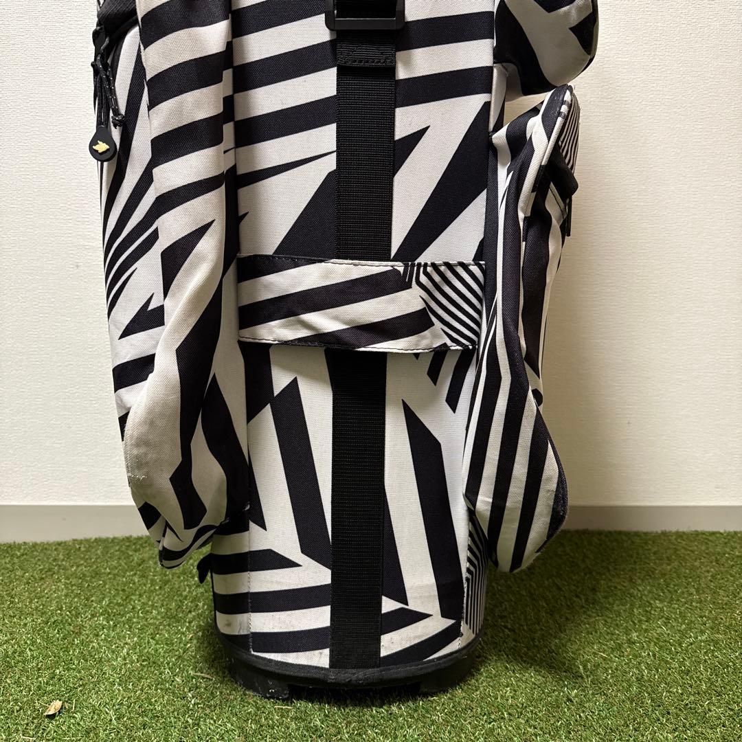 OGIO オジオ キャディバッグ 2.7kg 14分割 軽量 ゼブラ柄