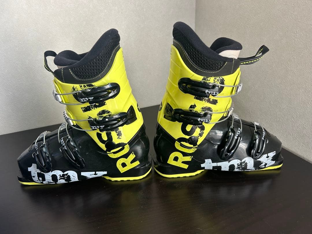 ROSSIGNOL 140cm スキー板、ブーツ、ストック　ロシニョール