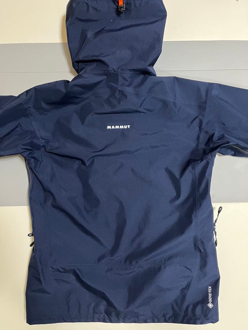 MAMMUT アヤコプロ　ネイビー マウンテンパーカー アジアL メンズ