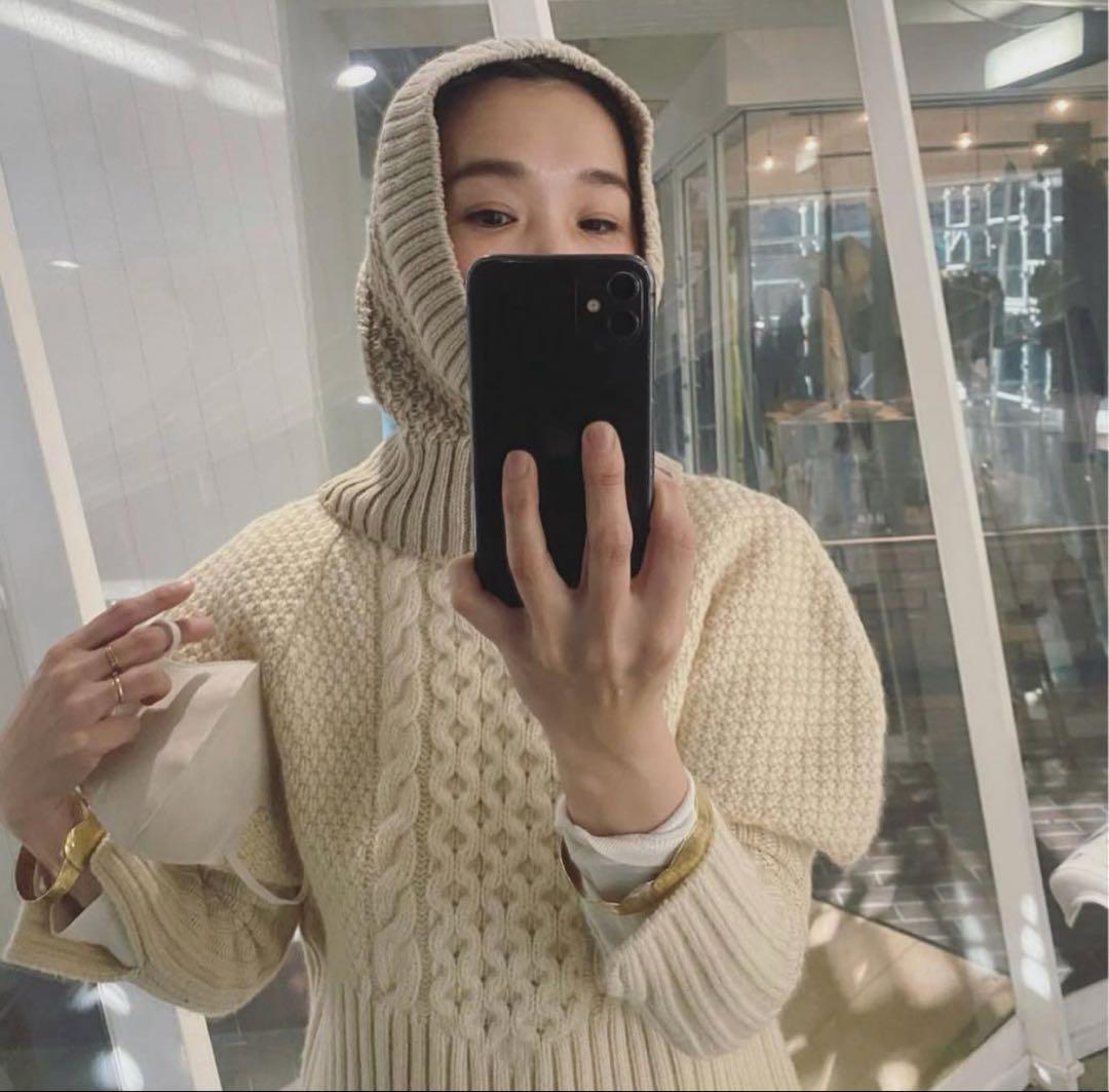 DECO depuis 1985スリットリブスリーブ ケーブルニット