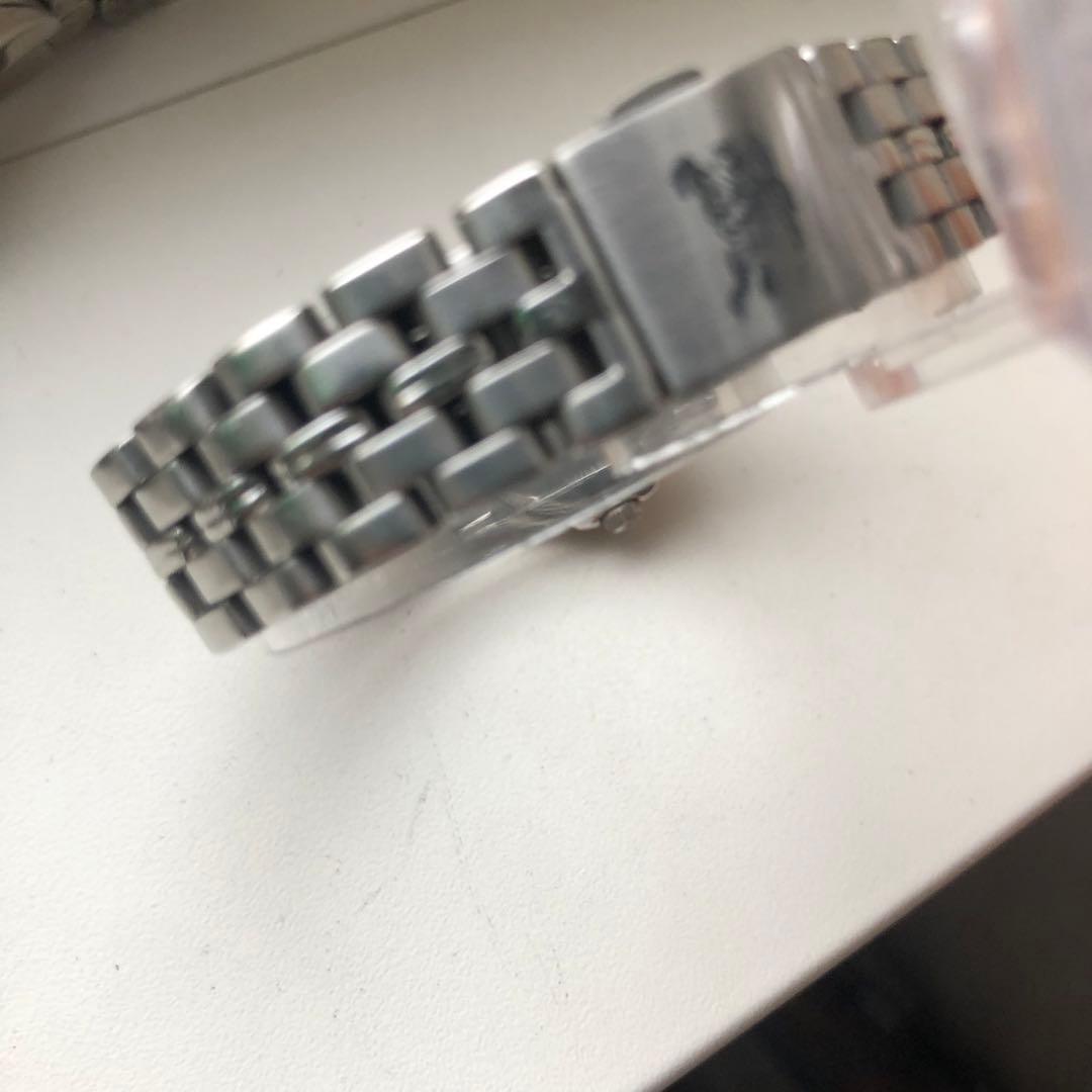 Burberry バーバリー　ローマン　 アナログ腕時計 シルバー　稼働品