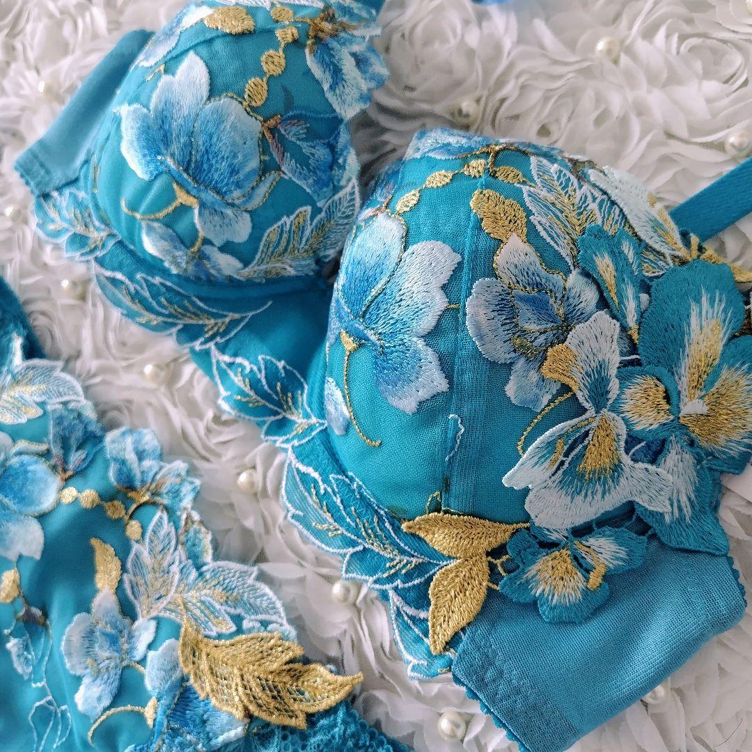 サルート♥71G キューバ D65 ソングM BU