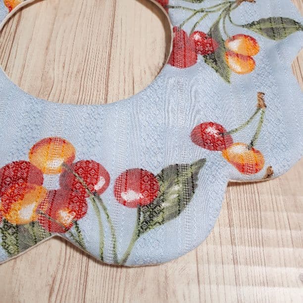 100. ハンドメイド花びらスタイ