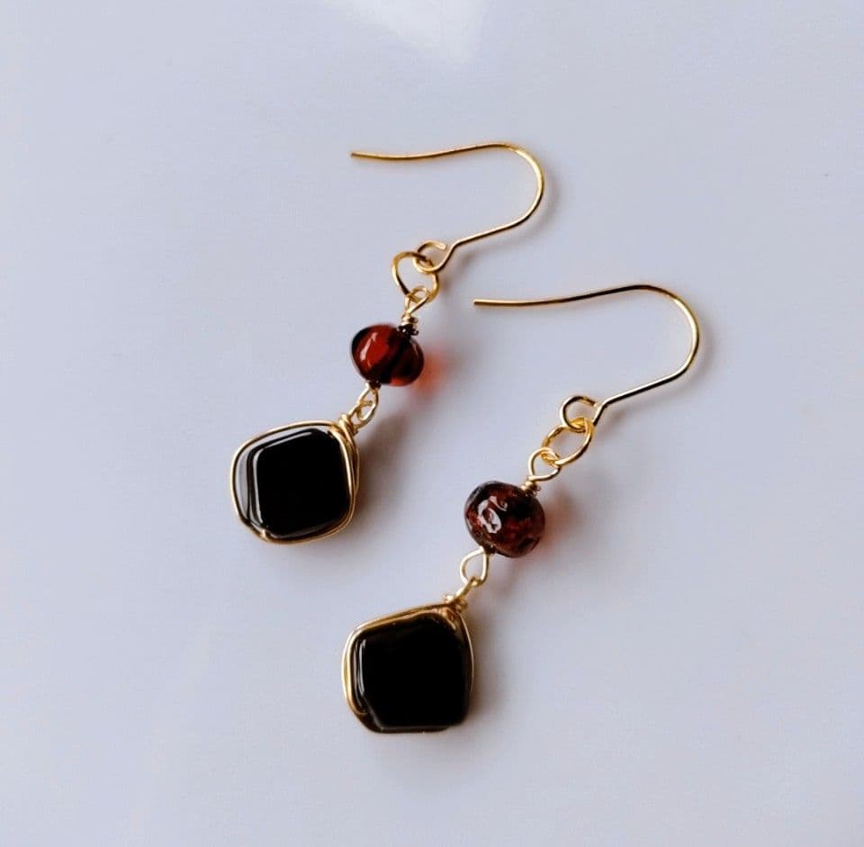 Kgf14 希少 天然 リトアニア産 バルティックアンバー シェリー ピアス