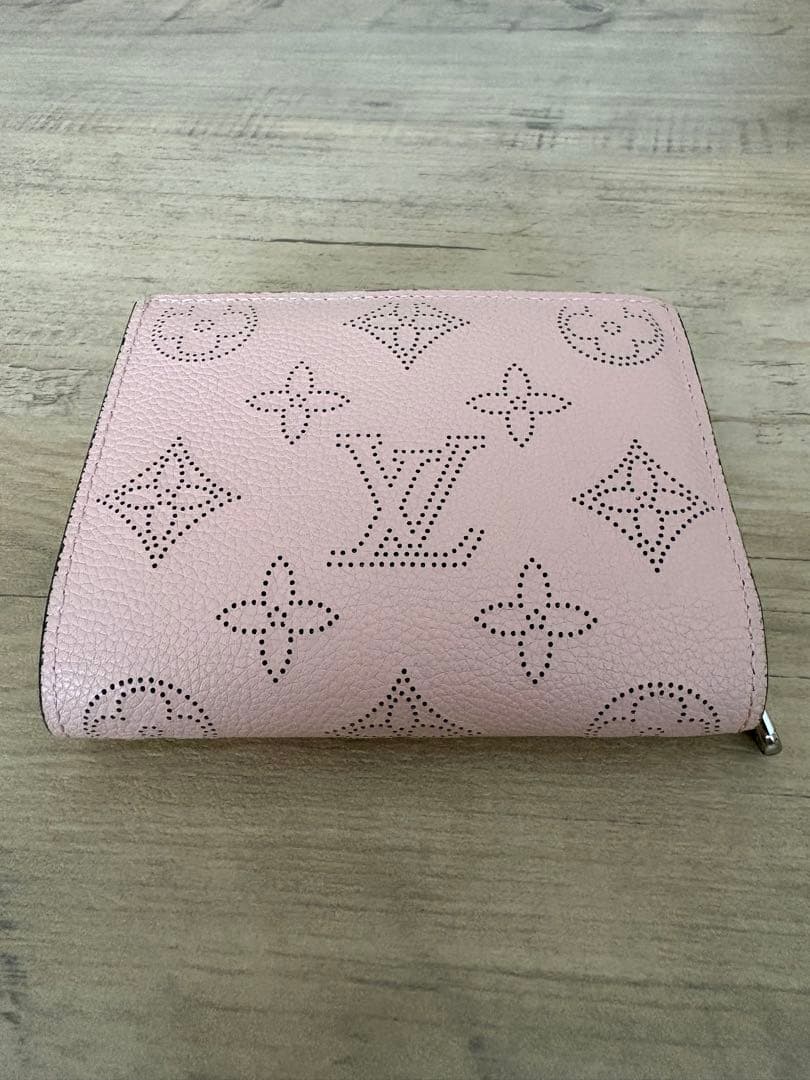 ピンク 二つ折り財布