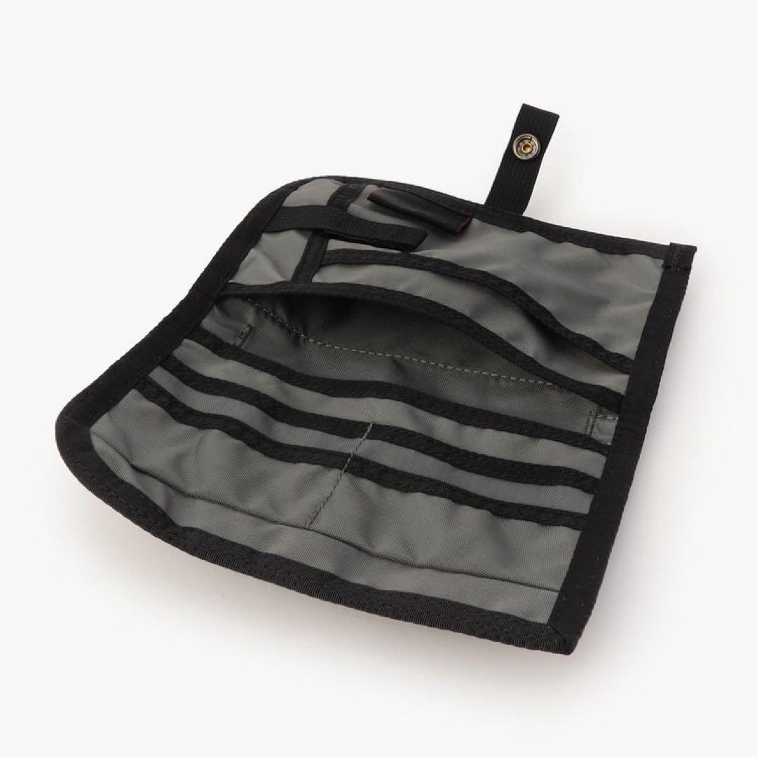 新品　BRIEFING FOLDING PASSPORT CASE