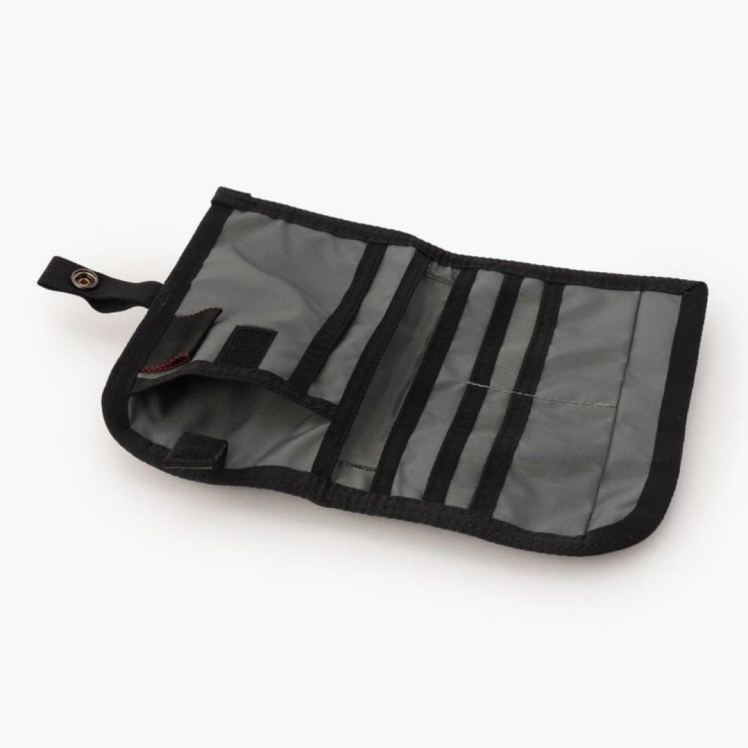 新品　BRIEFING FOLDING PASSPORT CASE