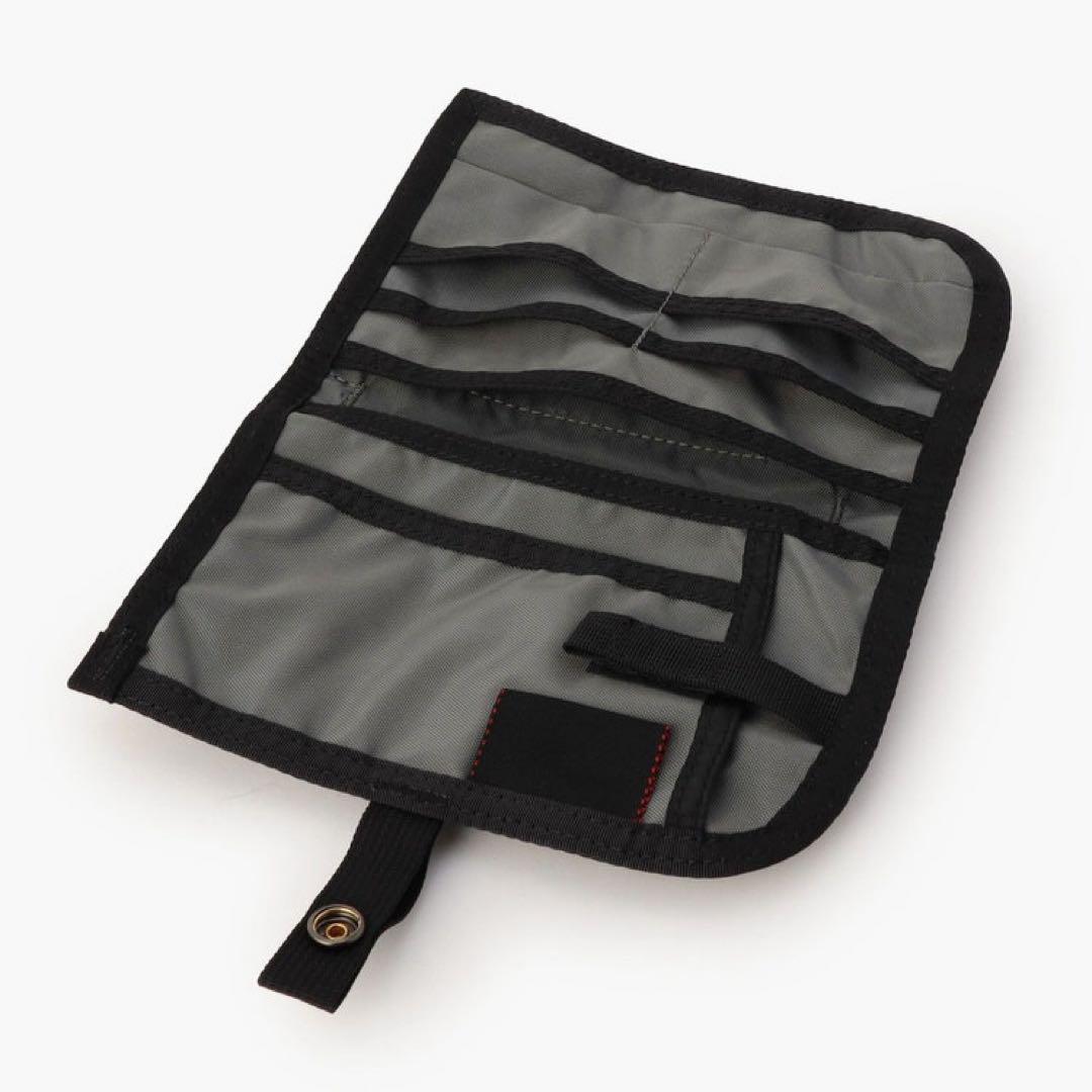 新品　BRIEFING FOLDING PASSPORT CASE