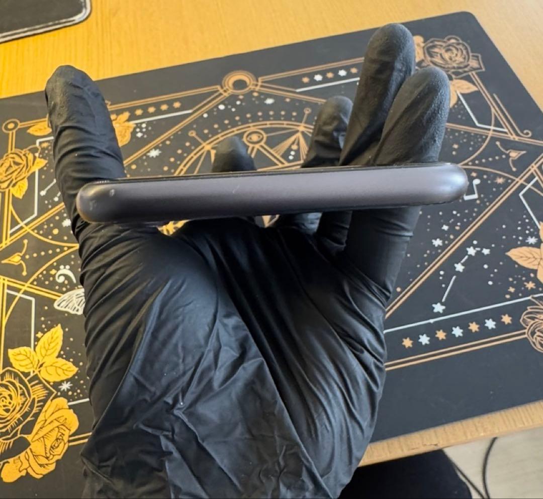 【美品】 iPhone8 【SIMフリー】