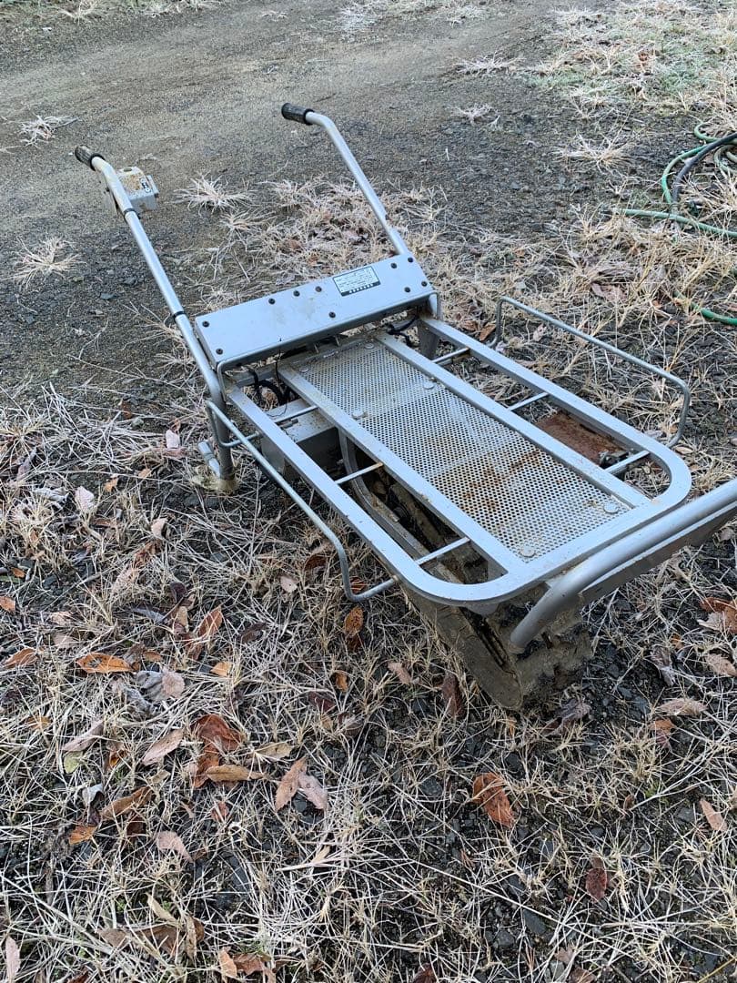 三菱 くろ助 運搬車 MK1-80 自走式 クローラ運搬車 園芸 農機具