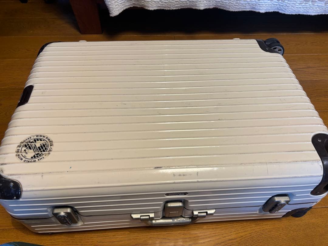 c*e様 愛用品♡RIMOWA LIMBO リンボ 87Lクリームホワイト 値下