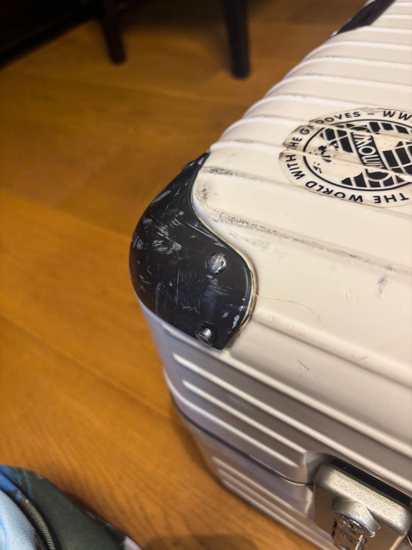 c*e様 愛用品♡RIMOWA LIMBO リンボ 87Lクリームホワイト 値下