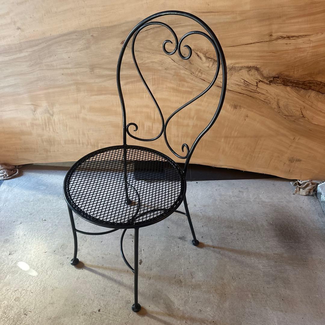 チェア　鉄　アイアン　ハート型　アンティーク　ビンテージ　シャビー　テラス