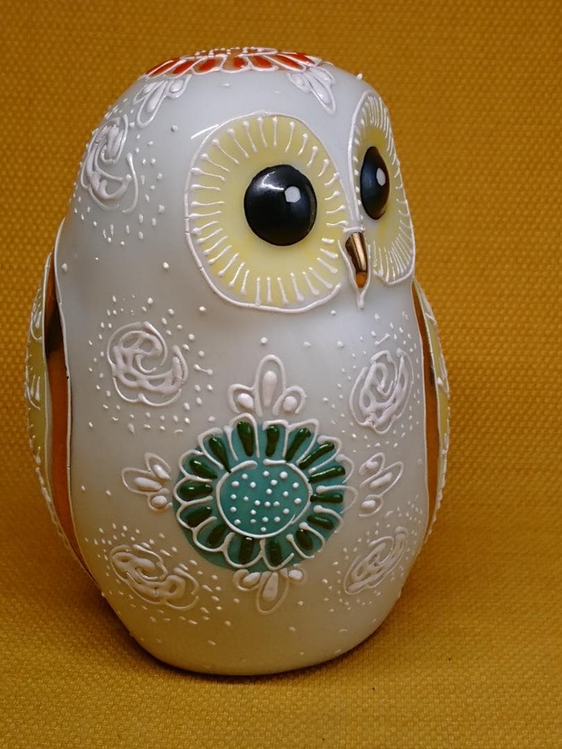 フクロウ　梟　九谷　陶器　オブジェ　置物　インテリア　工芸品　美術品　A1233