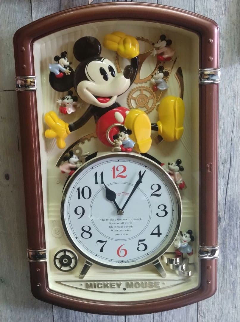 ミッキーマウス　からくり時計　掛時計　立体