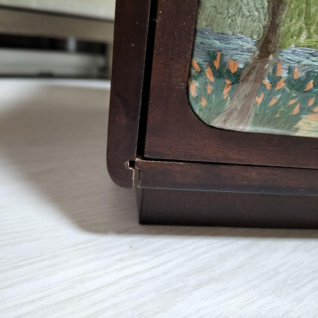 刺繍　木製チェスト　収納ケース　 3段