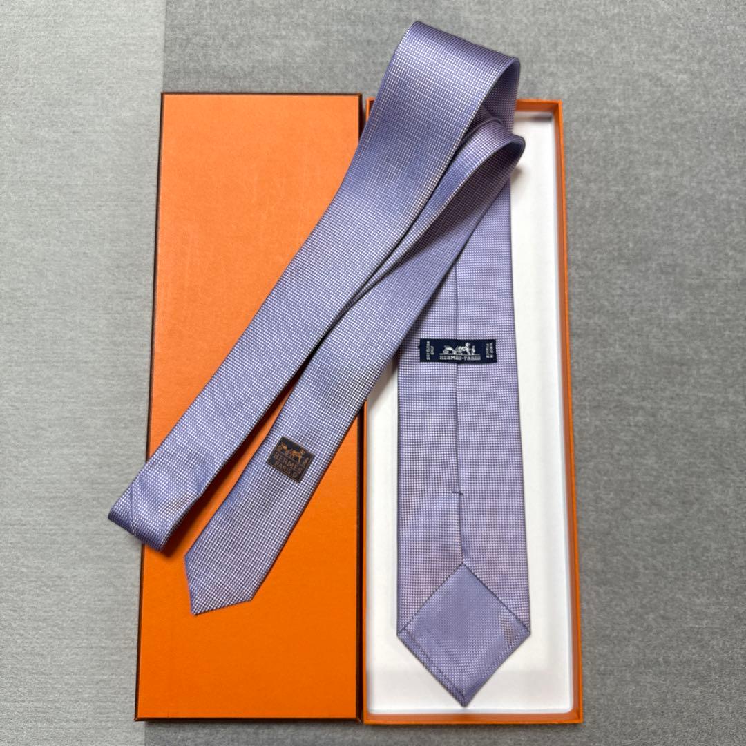 美品　エルメス　ネクタイ　紫　無地　シルクジャガード