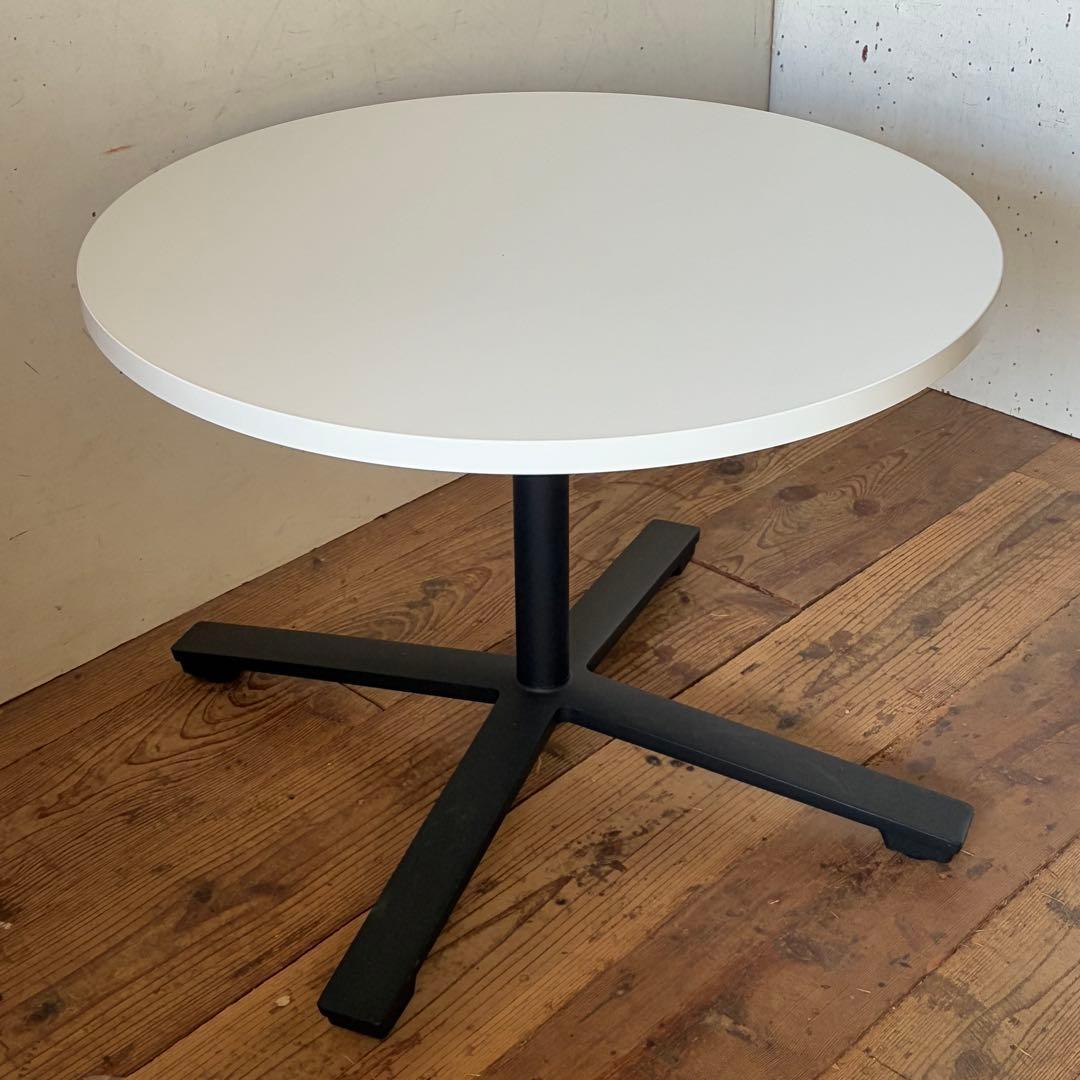美品 コクヨ ラウンドテーブル ロータイプ ラウンジ カフェ オフィス