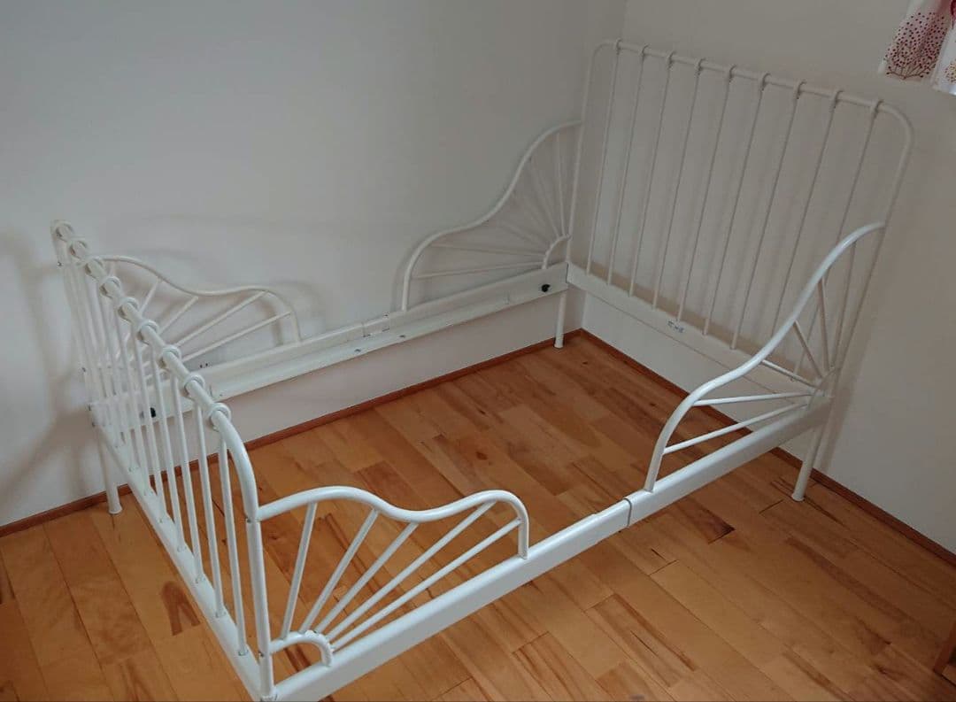 IKEA　MINNEN　ミンネン　ベッドフレーム　イケア　ホワイト　子供　キッズ