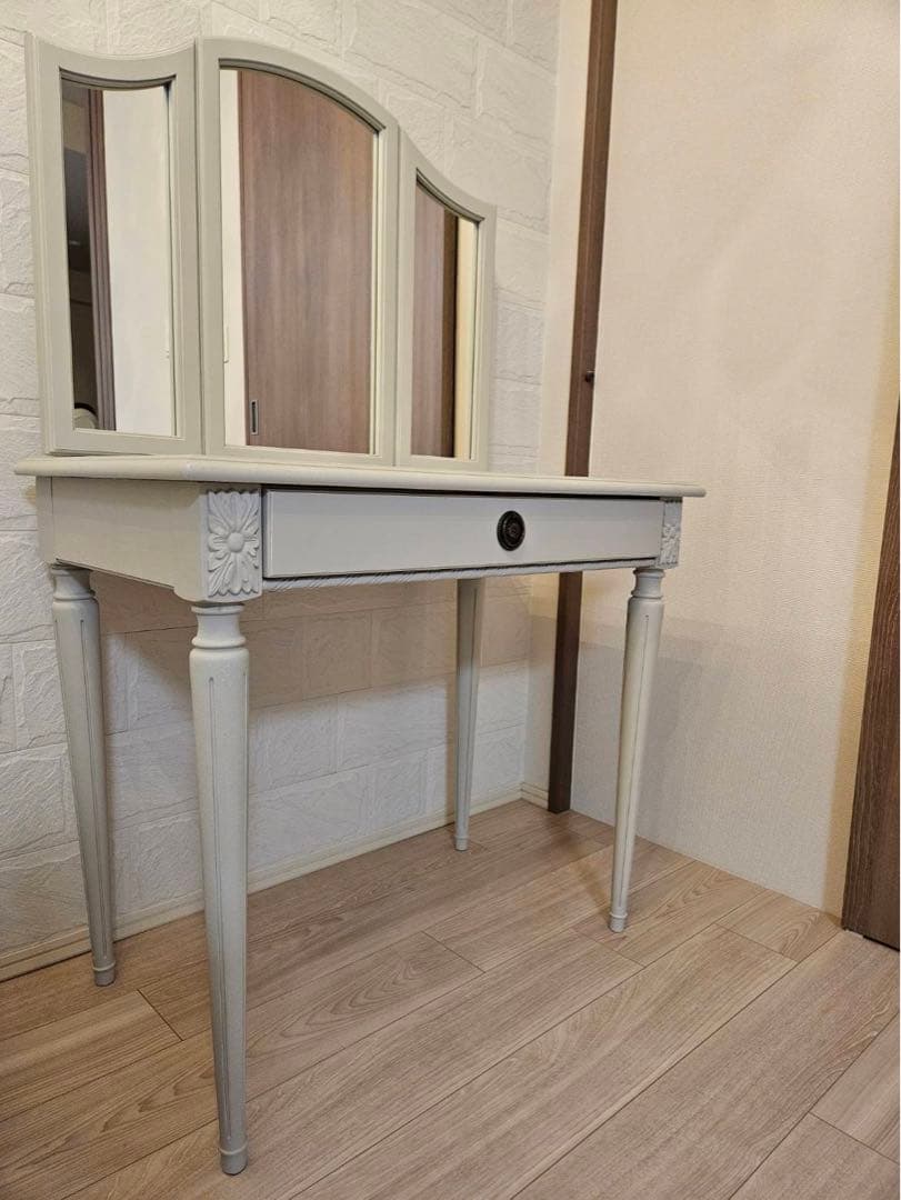 【最終値下げ】コントワール ドゥ ファミーユ　ドレッサー