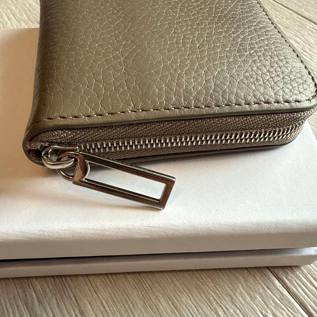 カミーユフォルネ CAMILLE FOURNET ケース グレー