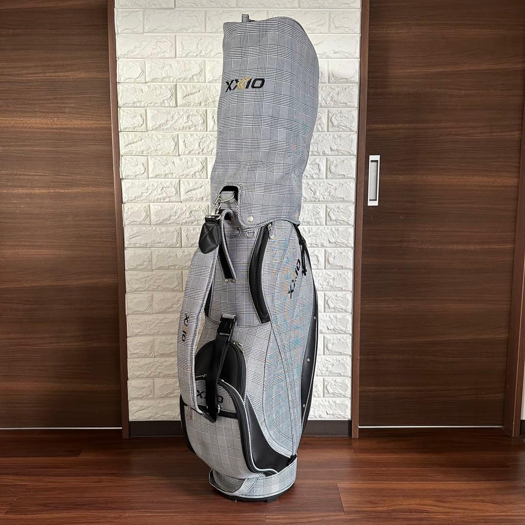 美品 XXIOゼクシオ キャディバッグ 千鳥格子柄 グレー系9.5型