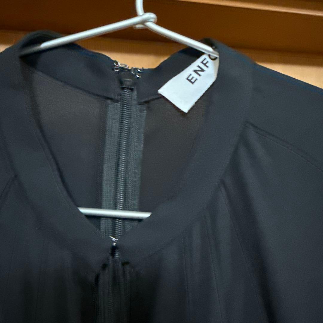 738　エンフォルド　黒　オールインワン