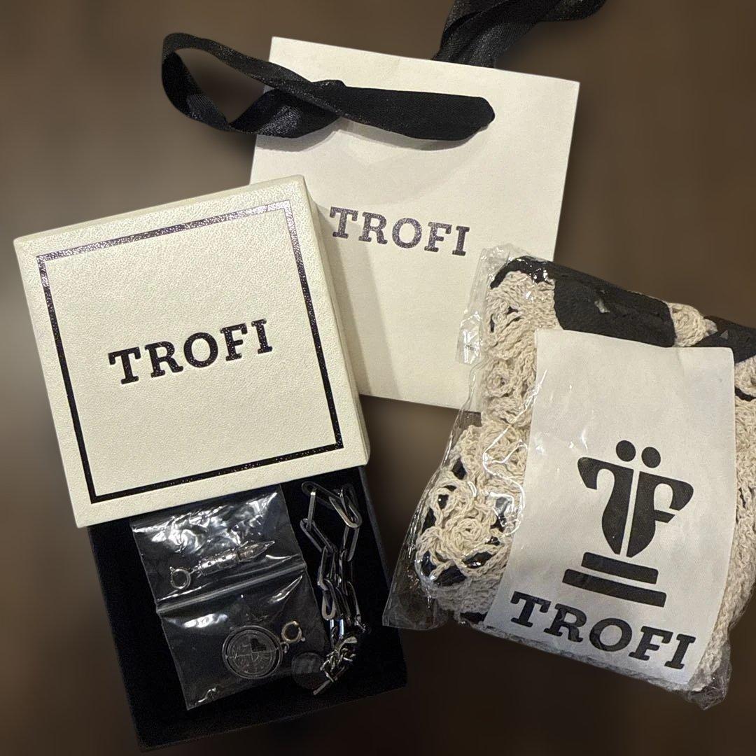 TROFI ブレスレット