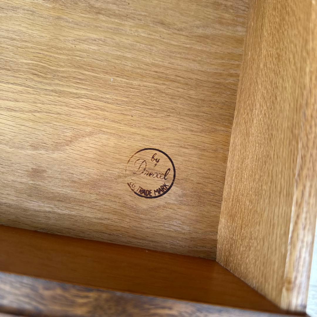 ドレクセルヘリテイジ トライユン　食器棚　カップボード　飾り棚　ドレクセル