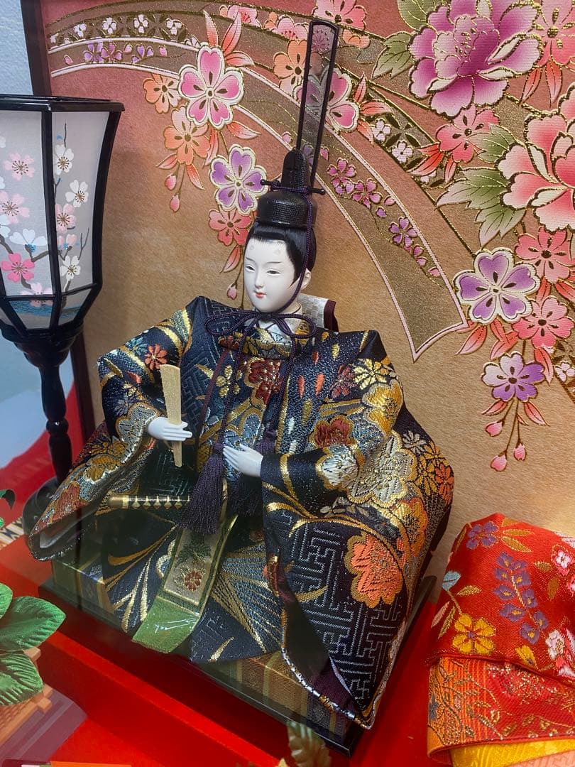 東京久月　雛人形オルゴール付親王ケース飾り・間口約６３×奥行約２９×高さ約４５㎝