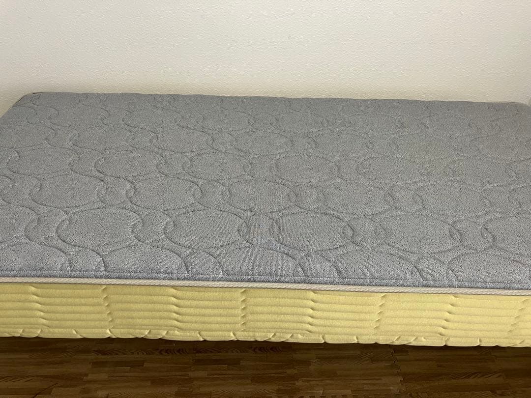 シモンズ社製マットレス（シングル）