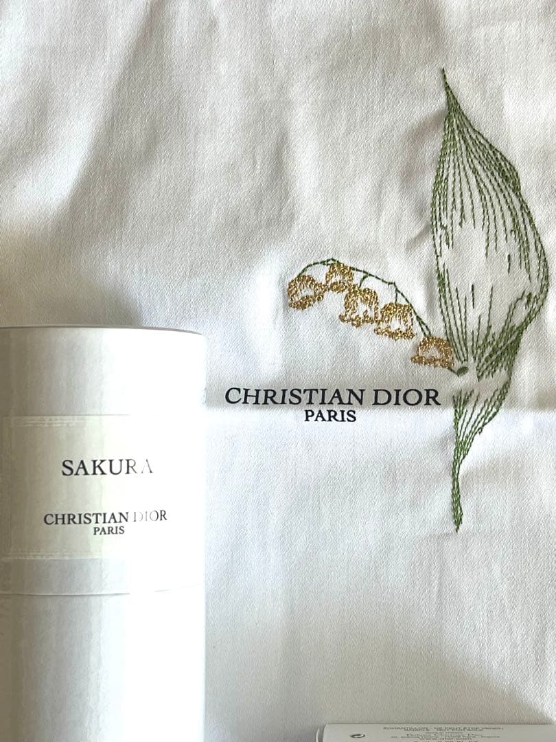 メゾンディオールSakura40mL&エデンロックギフト2mlオリジナル巾着付き