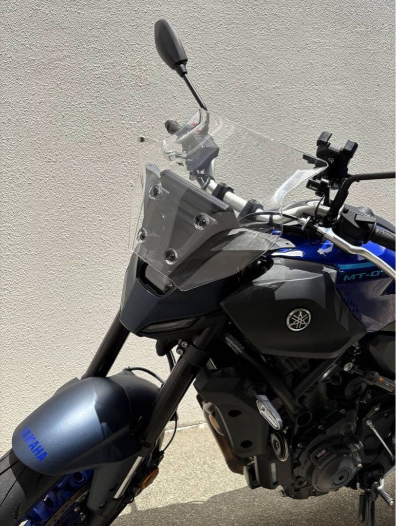 YAMAHA MT-07(2025～) スクリーン+マルチマウントステー