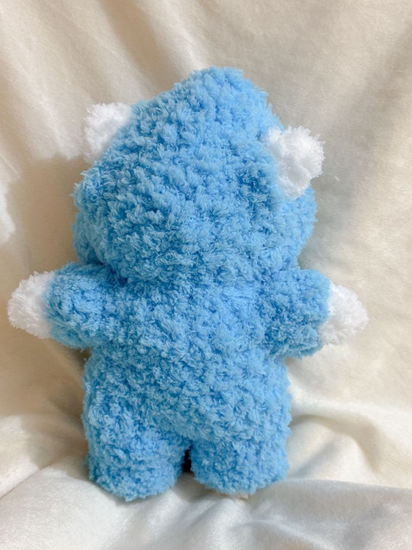 パジャマ着てる可愛い猫のあみぐるみ　もふもふ　約 30cm ぬいぐるみ　手作り