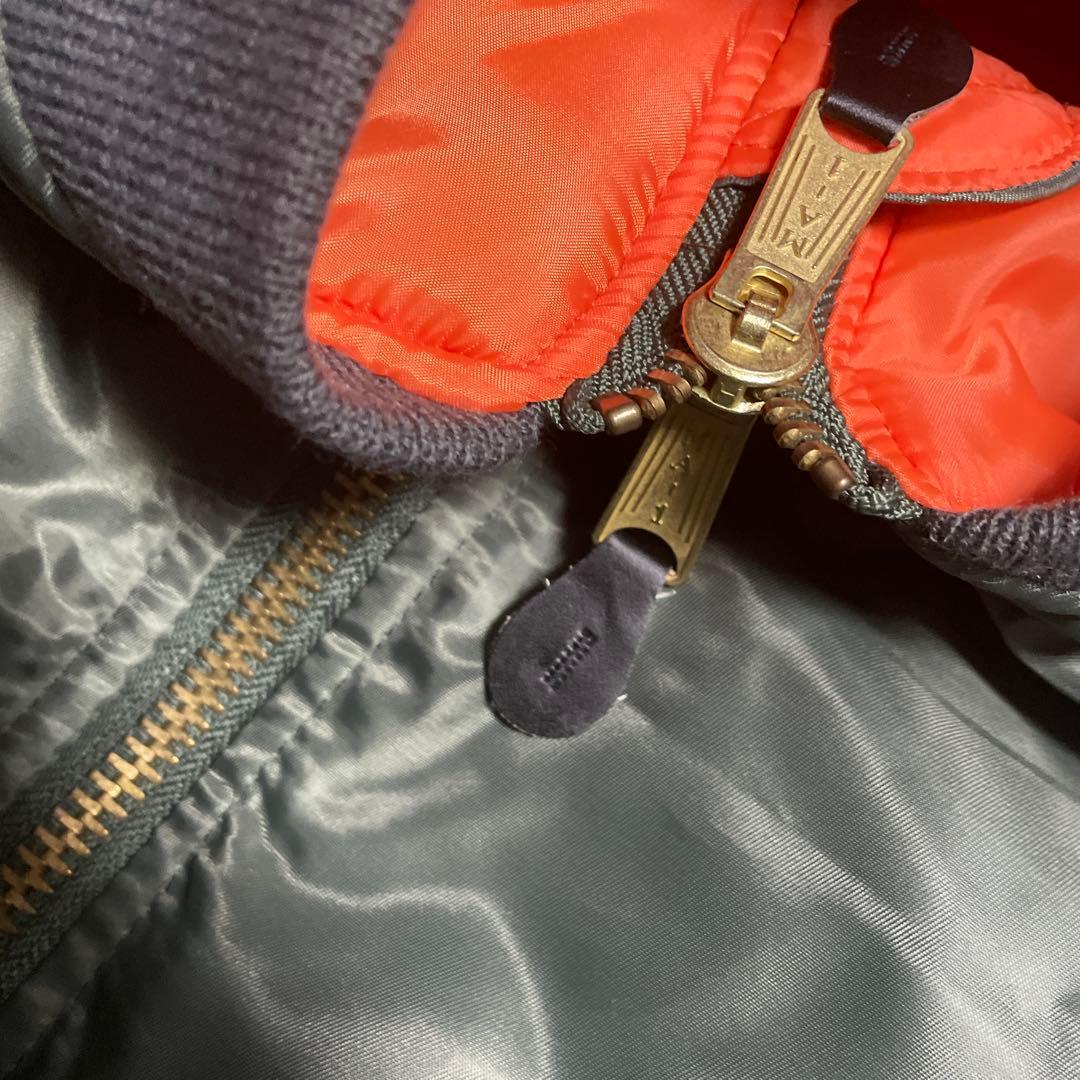 スリフティールック　MA1 ベスト　XL リバーシブル　セージグリーン　カーキ