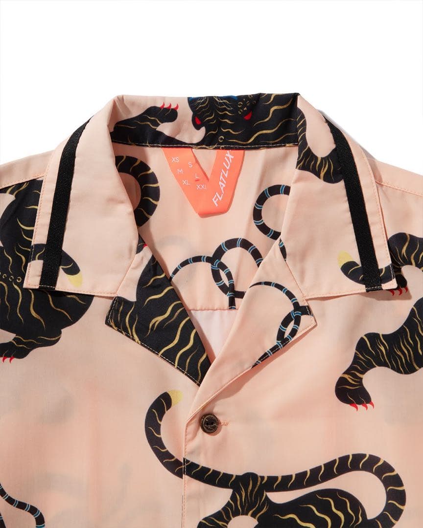 FLATLUX Bite Ss-Shirt Coral Lサイズ 柄シャツ 蛇