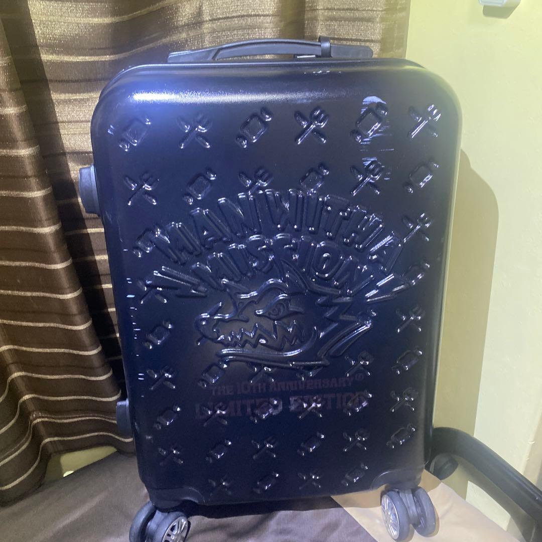 MAN WITH A MISSION キャリーケース