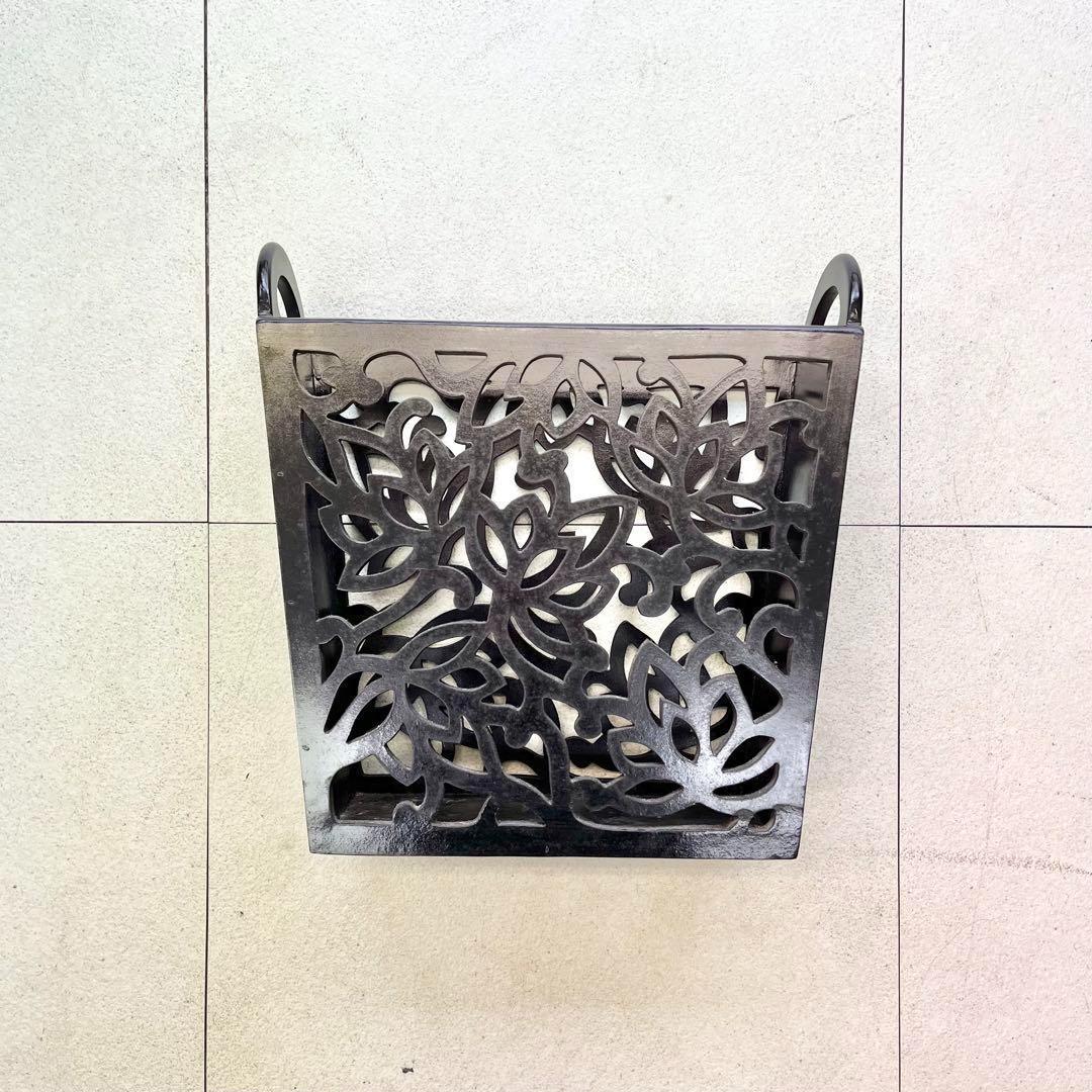 【モダン】ブックシェルフ 黒 シック 模様 木製 本立て 雑誌入れ 本収納