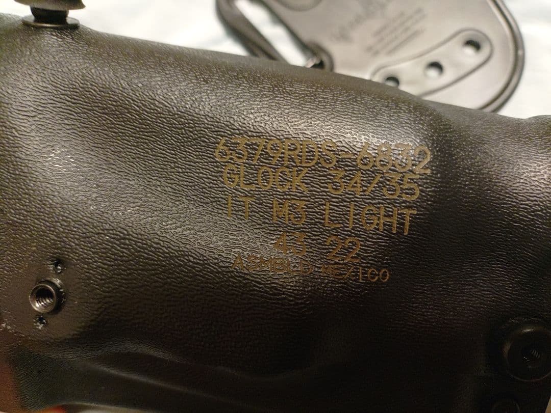 GLOCK 34/35 ホルスター 　サファリランドG17gen5使用可