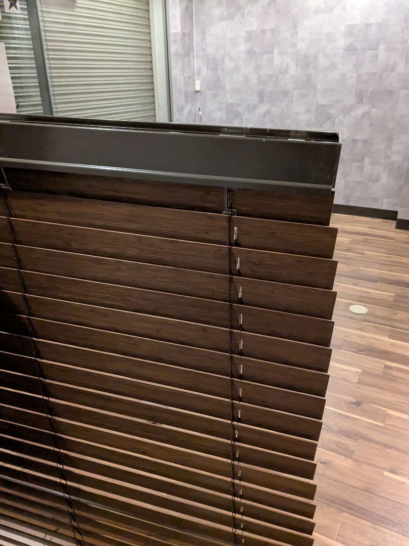 ウッドブラインド