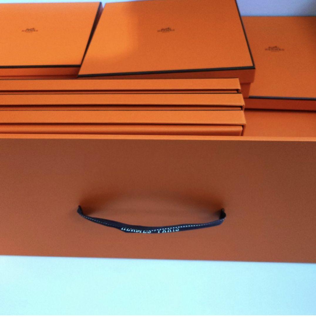 HERMES　エルメス空箱15個 、紙袋14個、巾着袋 1個　合計30個セット！