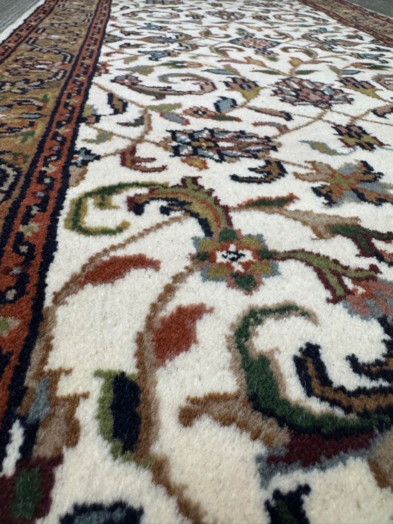 閉店セール定価70000天然ウール100%高級手織り絨毯　ギャッベ