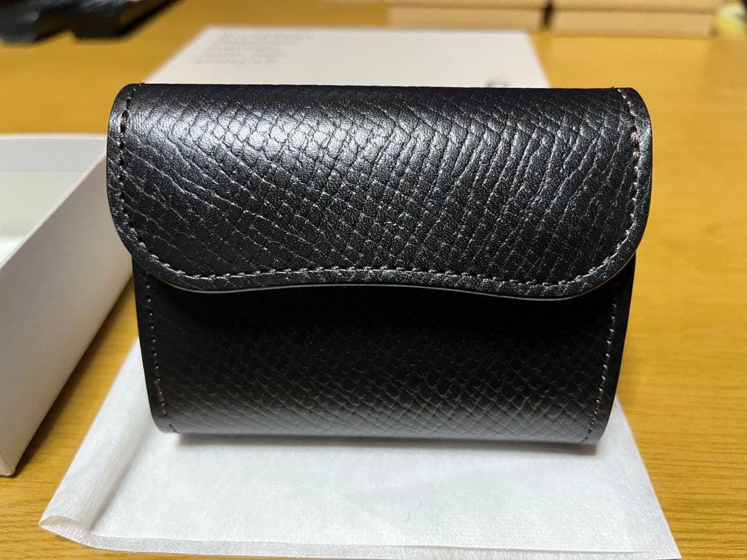 ワイルドスワンズ イーノ　型押しサドルプルアップ