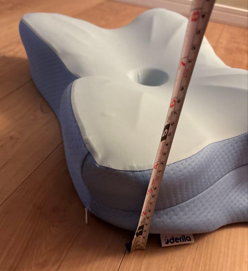 Derila Ergo 枕 高密度フォーム　極上の睡眠　デリラ